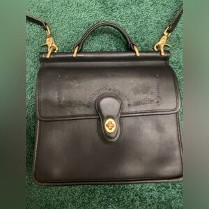 Coach Willis 9227 black and gold